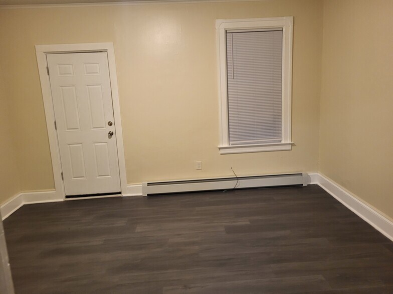 Living room - 83 Grand Ave