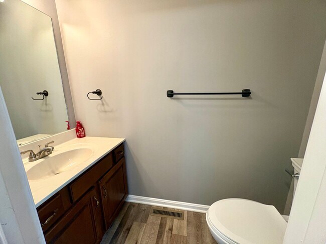 Building Photo - 3 Bedroom 4 Bathroom Available in Hummelstown w/Large Bonus Room!