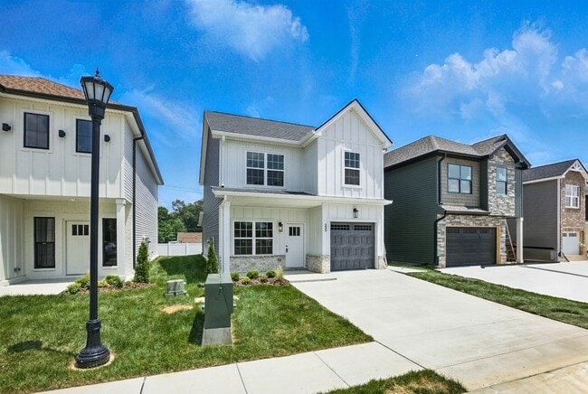 Building Photo - 4 Bedroom Pet Friendly Home For Rent Near ...