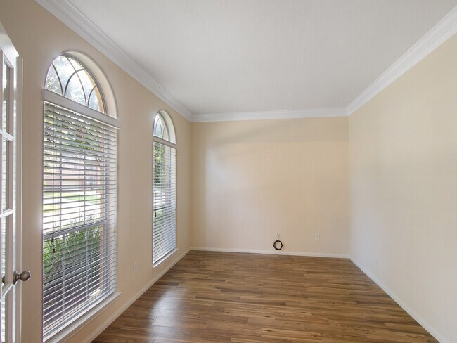 Building Photo - 6406 Pine Reserve Dr