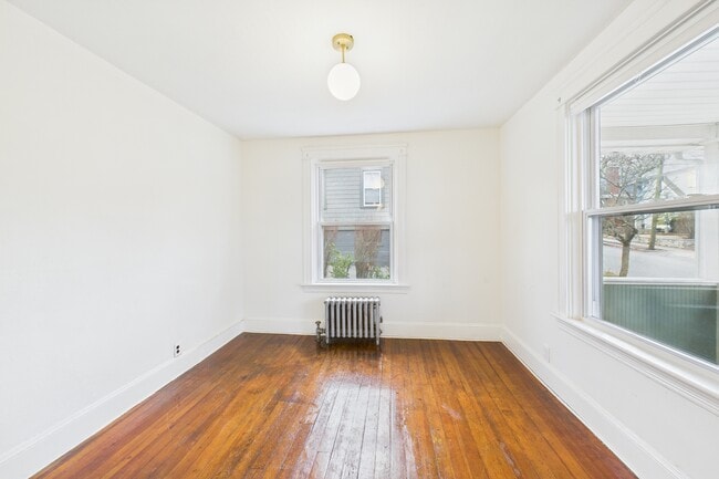 Building Photo - 58 3rd St