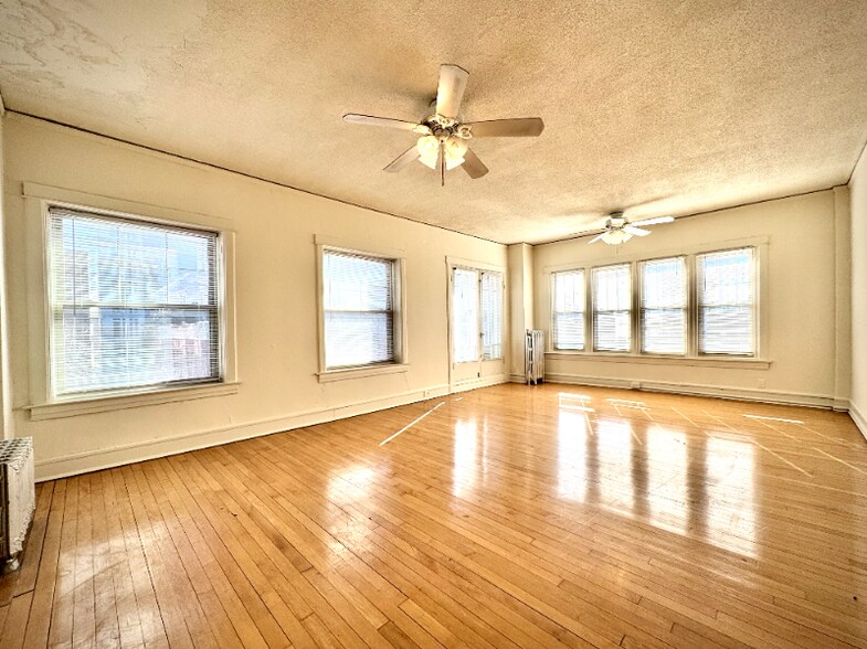 Building Photo - 839 N Marshall St