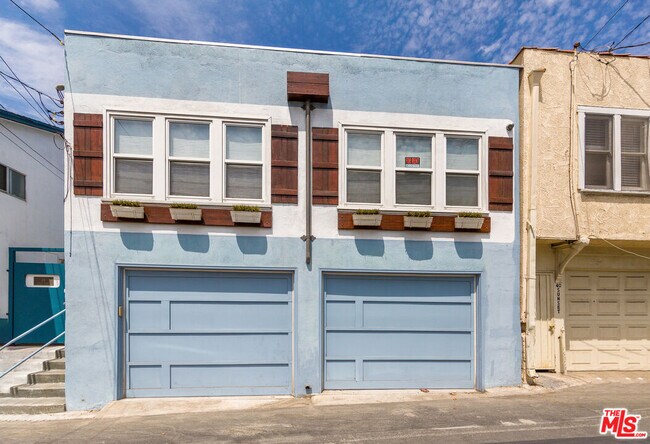 Primary Photo - 38 Sunset Ave