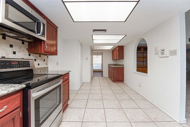 Building Photo - 3803 Cypressdale Dr