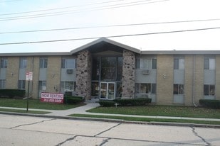 Building Photo - Delwan Apartments