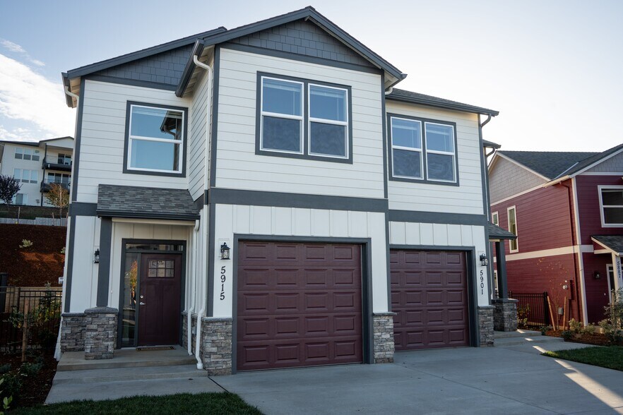 Building Photo - 5915 Joynak St S