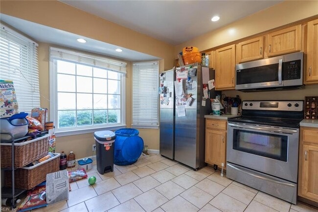 Building Photo - 5479 Lynbrook Landing