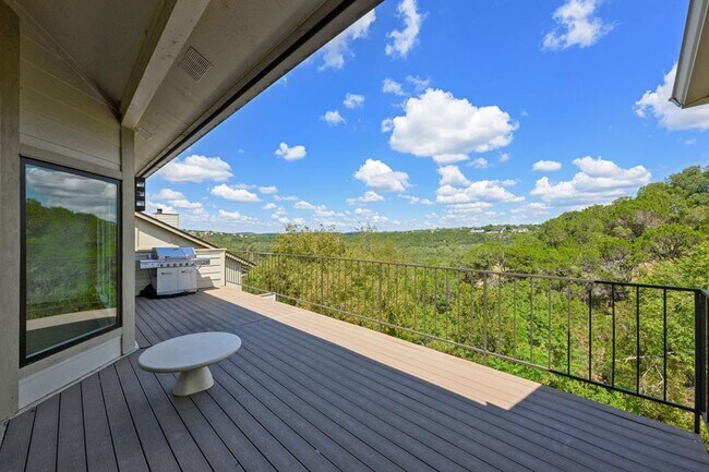 Building Photo - 1520 Ben Crenshaw Way