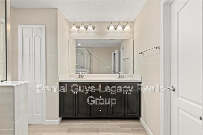 Building Photo - 12667 Josslyn Ln