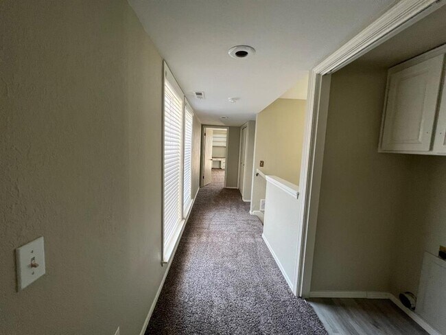 Building Photo - 1902 Three Stars Rd