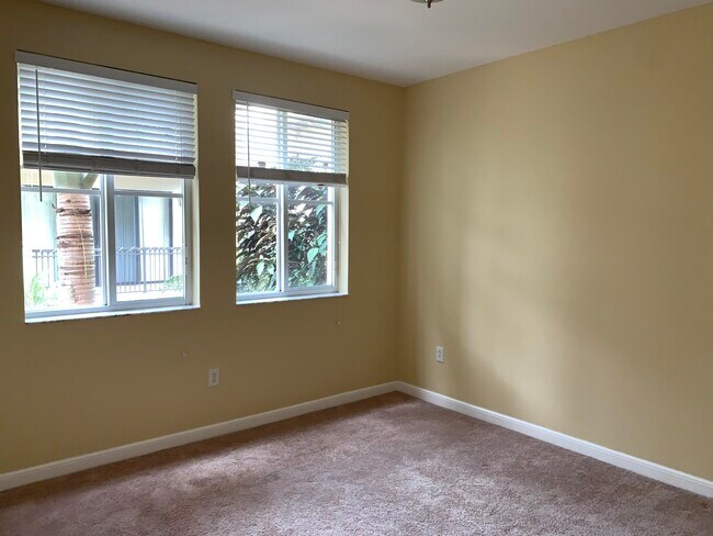 Building Photo - 3055 NW 126th Ave