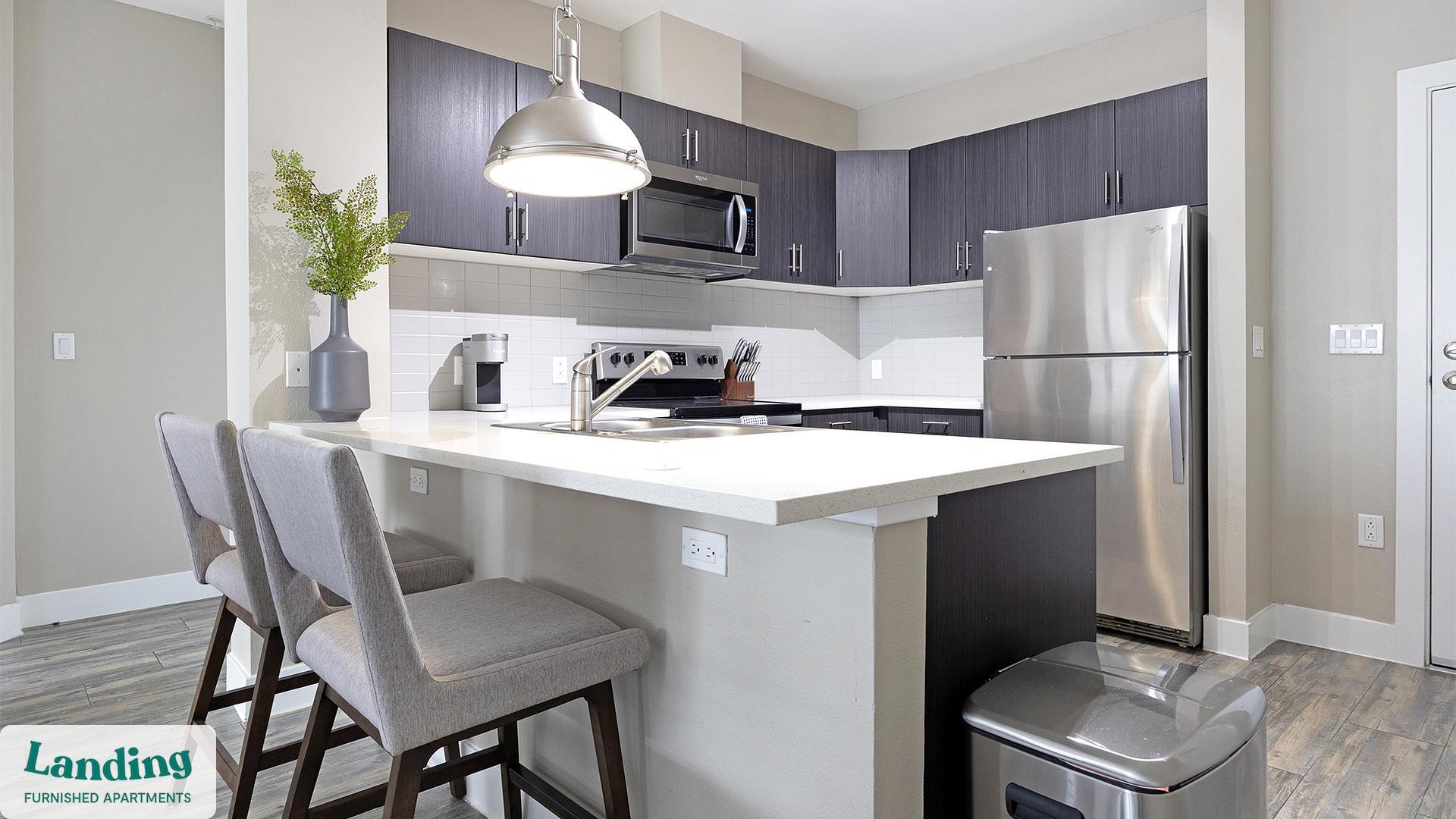 Building Photo - 1000 S Broadway