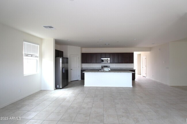 Building Photo - 1126 E Westwood Dr