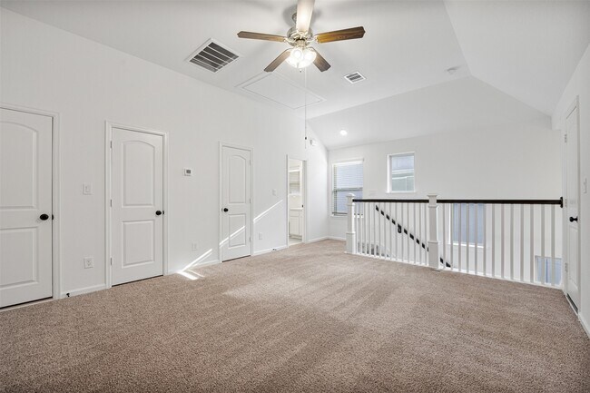 Building Photo - 11926 Briarwood Hill Way