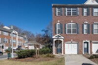 Building Photo - 3177 Mill Springs Cir NE