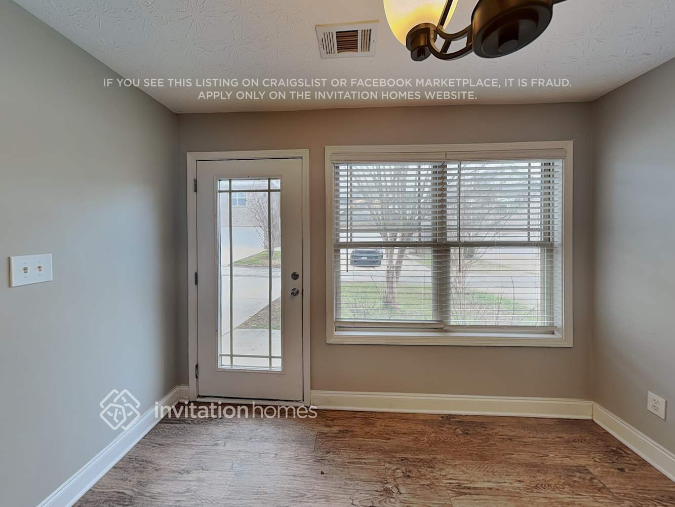 Building Photo - 113 Daisy Cir