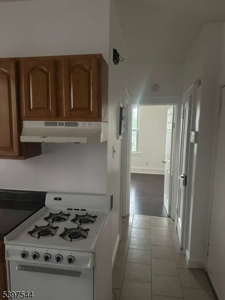 Building Photo - 231 Alexander St