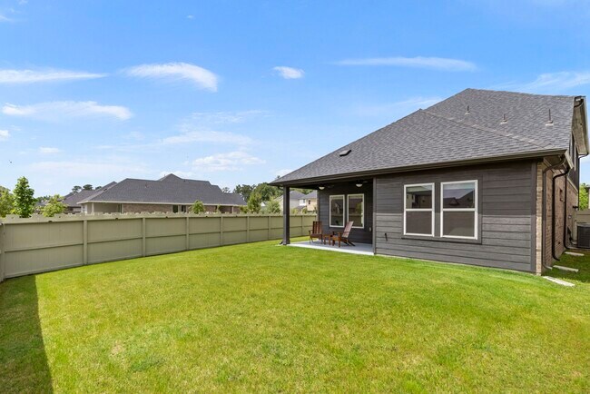 Building Photo - 17415 Rosette Grass Dr
