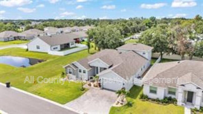 Building Photo - 1095 Woodland Oaks Dr