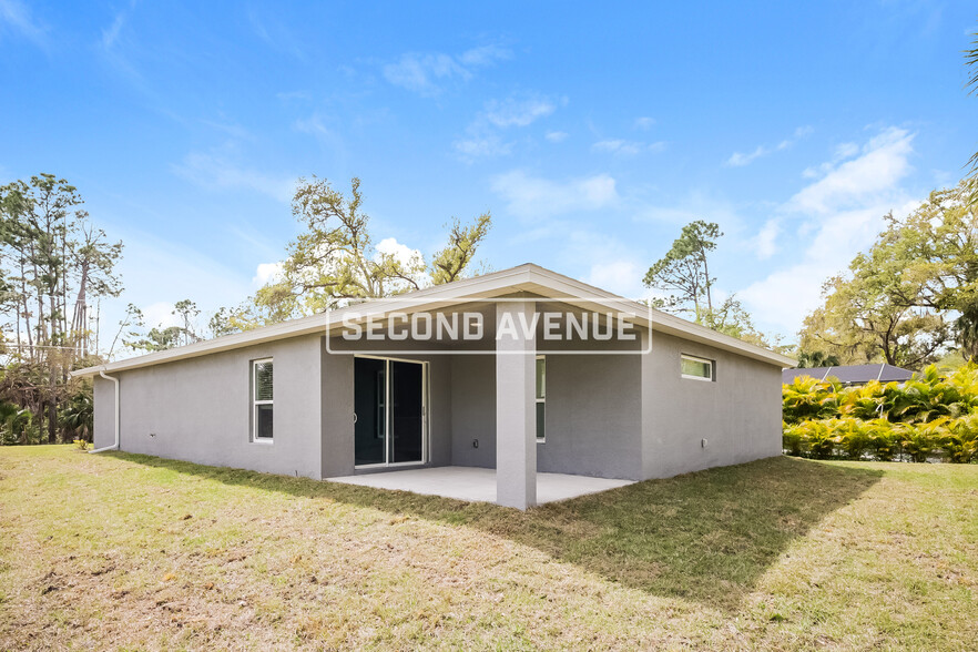Building Photo - 18112 Zanzibar Ave