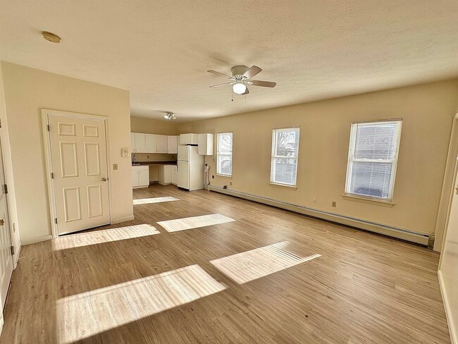 Building Photo - 96 Palm St