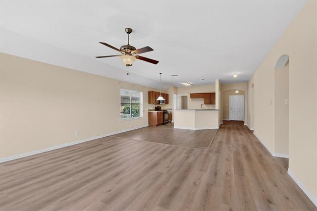 Building Photo - 2008 Jasmine Valley Drive