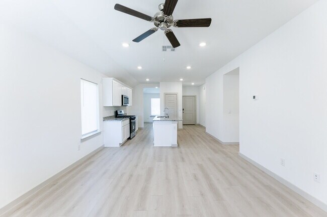 Building Photo - "Charming 3-Bedroom Home in Frenship ISD"