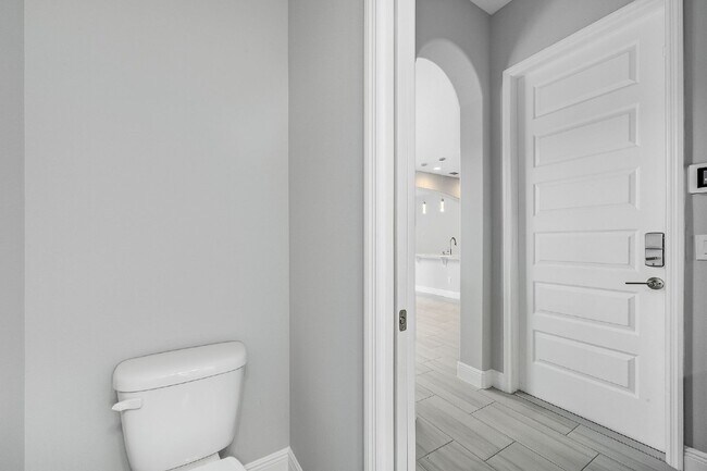 Building Photo - Live in the gorgeous, desirable Arrivas Vi...