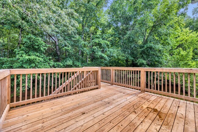 Building Photo - 2701 Hidden Ridge Ct