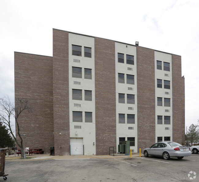 Building Photo - Vantage Point Apartments