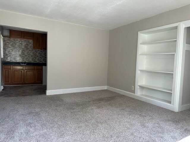 Building Photo - 1015 Richland St