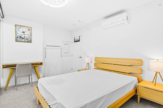 Building Photo - Brand New Luxury 1BR in Kakaako | High Floor Views, Resort Amenities, AC + Parking | The Park on ...