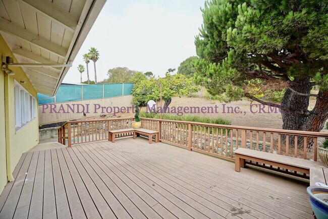 Building Photo - Bright and Inviting 4BR Home Minutes from ...