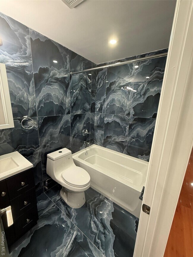 Building Photo - 107-13 220th St