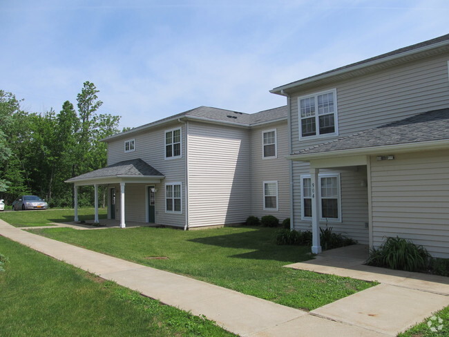 Building Photo - Claire Court Apartments