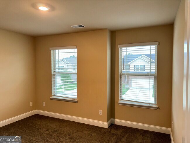 Building Photo - 2647 Lovejoy Crossing Ln