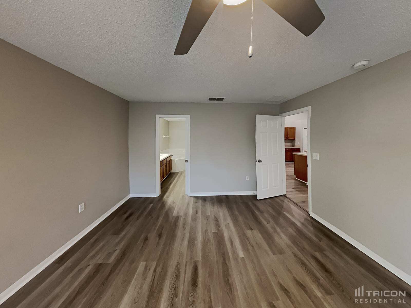 Building Photo - 820 Mountbatten Ln
