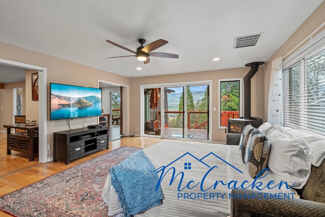 Primary Photo - 430 Monte Vista Dr