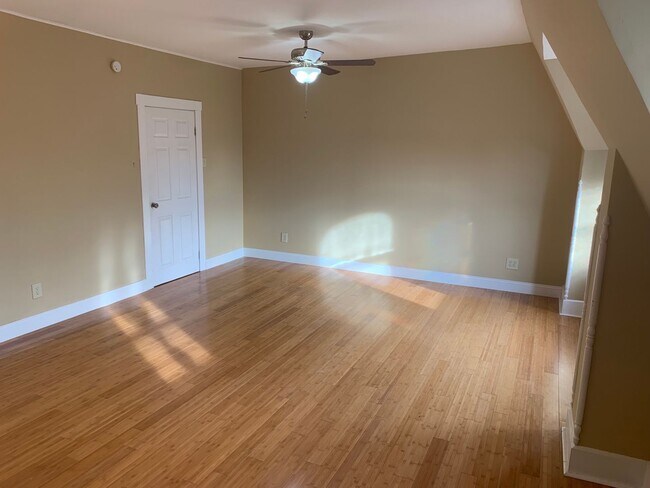 Building Photo - 3129 Shenandoah Ave