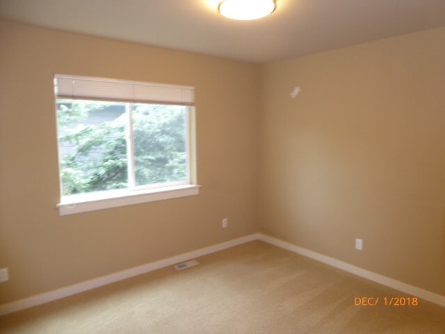 Building Photo - Beautiful 3 Bed 2.5 Bath Home in Redmond Ridge
