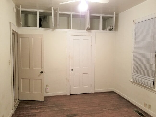 Building Photo - 25 Hudson Ave