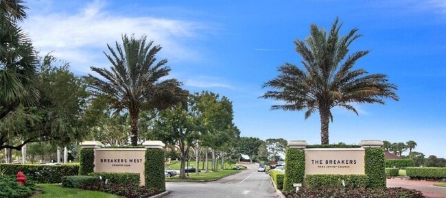 Building Photo - 1504 Breakers W Blvd
