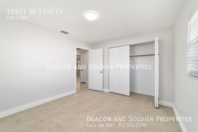 Building Photo - 10921 SE 51st Ct