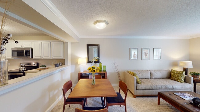 Building Photo - Brookhaven Apartments