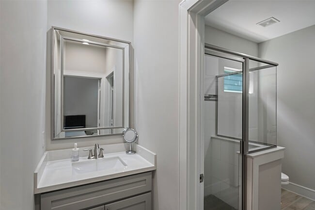 Building Photo - 6533 Castlebay Dr