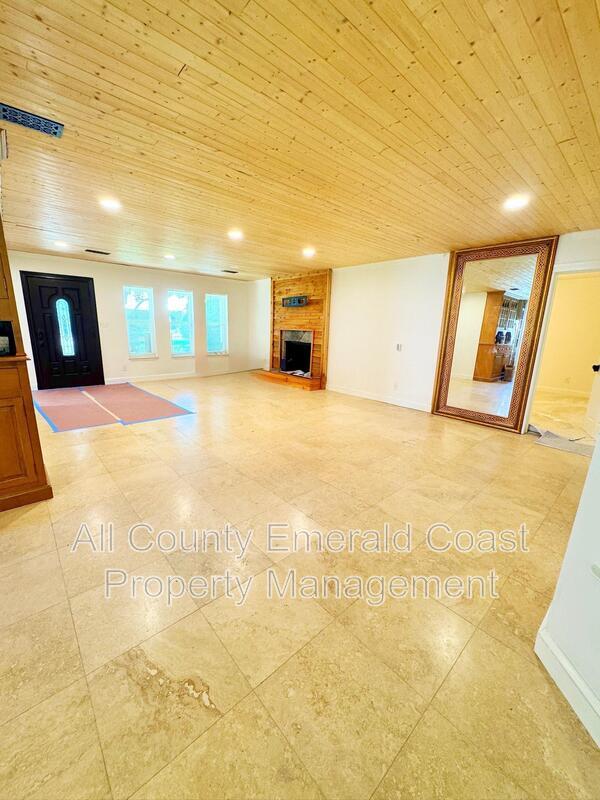 Building Photo - 4104 Indian Bayou N