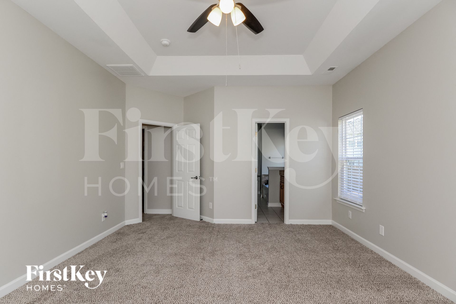 Building Photo - 1001 Josey Ln