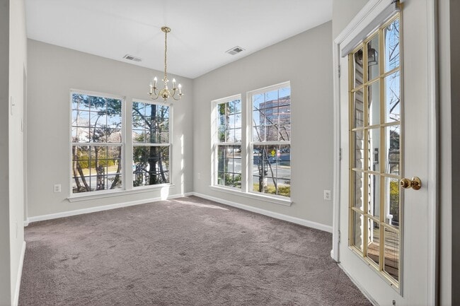 Building Photo - 4138 Fountainside Ln