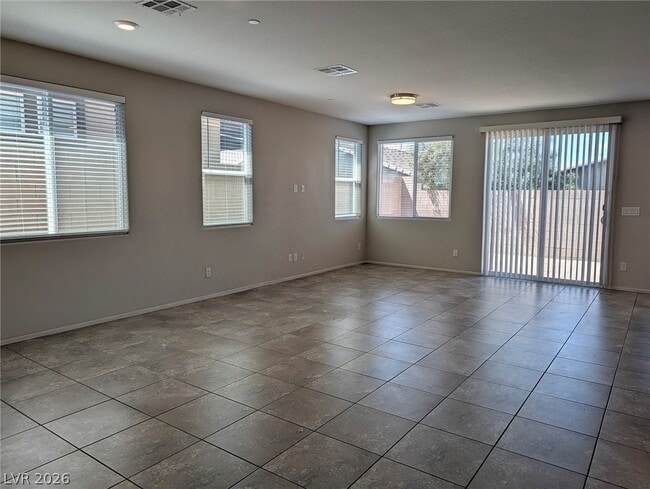 Building Photo - 1290 Paseo del Oso Ln