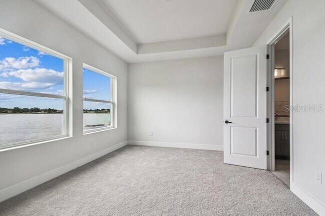 Building Photo - 11865 Mile Marsh Dr